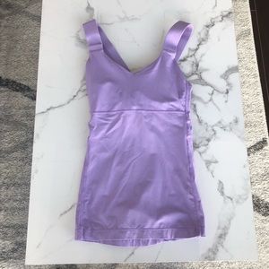 Perfect Condition Lululemon Lilac Workout Top - Size 8
